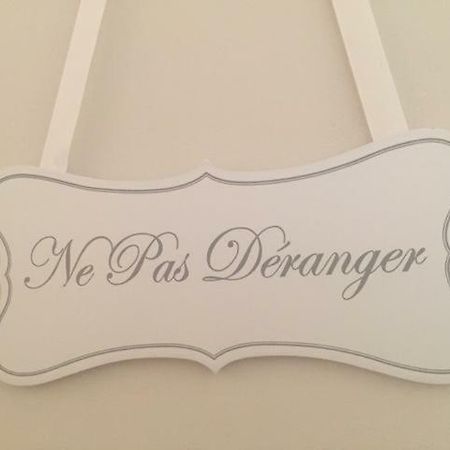 B&B Les Muscades Saint-Étienne-du-Grès エクステリア 写真