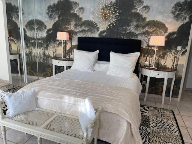 B&B Les Muscades Saint-Étienne-du-Grès エクステリア 写真